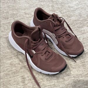 Nike Maroon Sneakers with White Accents. WORN ONLY IN THE GYM TWICE!